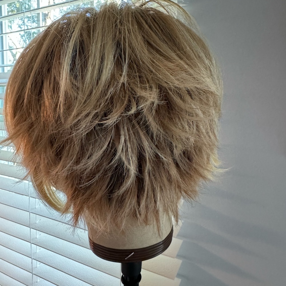 Hairdo wig - Picture 2 of 4